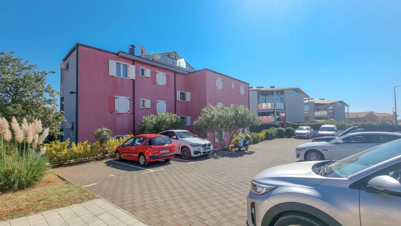 Appartamento Lea Novigrad Istria Esterno foto