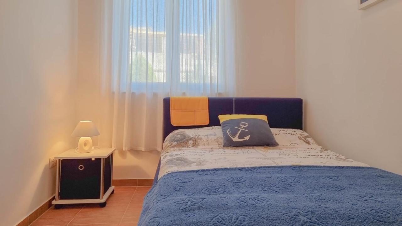 Appartamento Lea Novigrad Istria Esterno foto